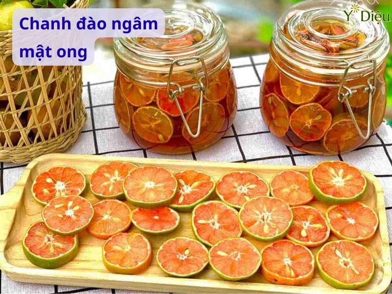 Trị ho bằng chanh đào ngâm mật ong là một phương pháp dân gian